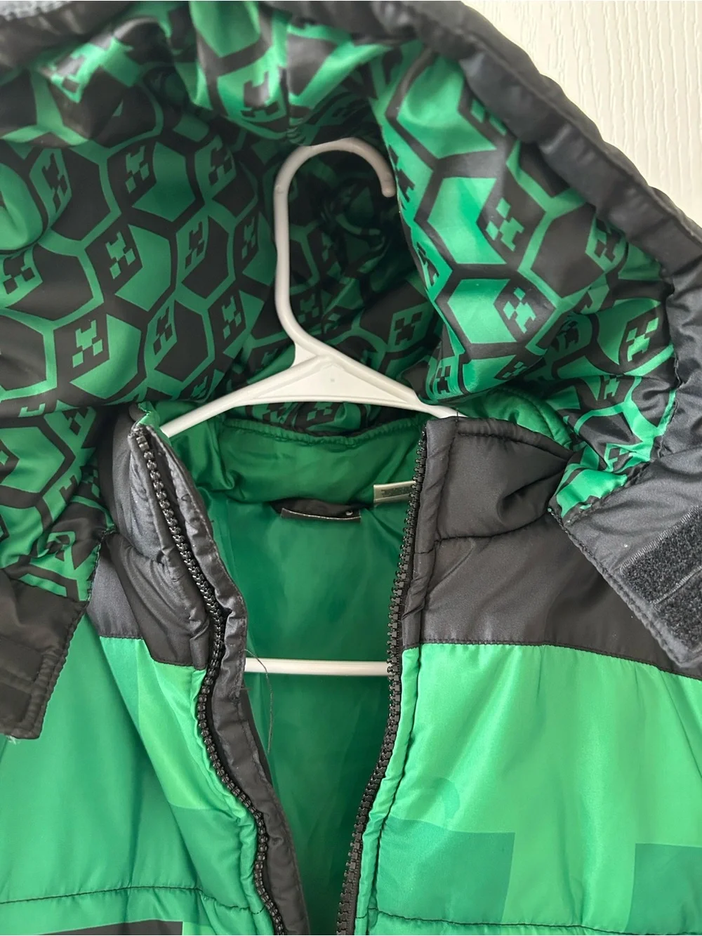 Kids Minecraft Winter jacket Hooded Size7/8